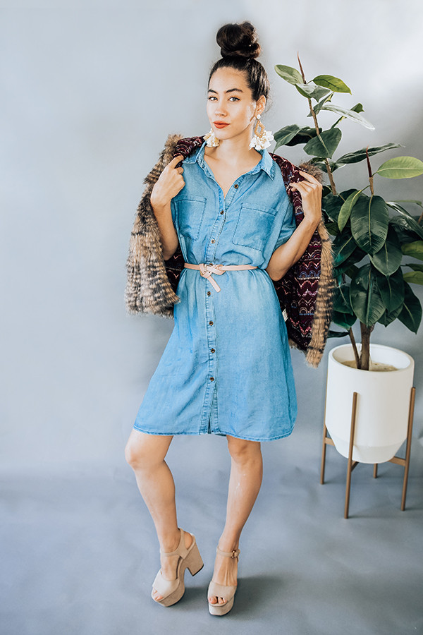 BLUE DENIM, DOLMAN SLEEVE, BUTTON DOWN MIDI DRESS. OVERSIZED FIT. MODEL INFO: PIPER, SIZE 0, 5'5", WEARING A SMALL. FIT WAS LOOSE ON HER.
100% COTTON
X-SMALL 0-2
SMALL 4-6
MEDIUM 6-8
LARGE 10-12
X-LARGE 12-14