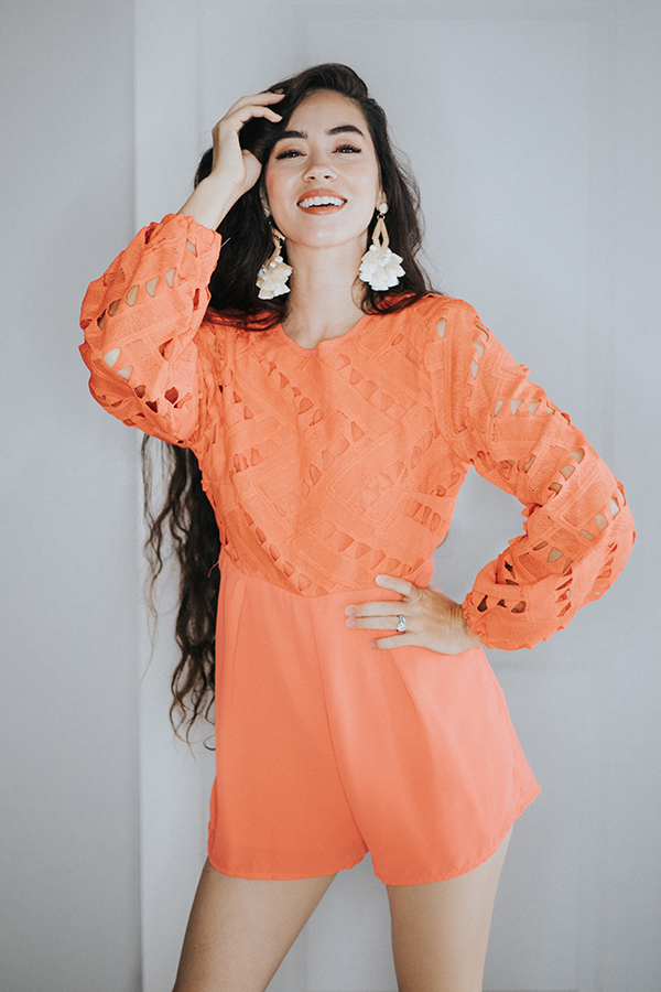 CORAL LONG SLEEVE ROMPER. KEYHOLE BACK DESIGN.
CUT OUT DESIGN ON BODICE/SLEEVE. 100% POLYESTER
SMALL 4-6 MEDIUM 8-10 LARGE 12-14