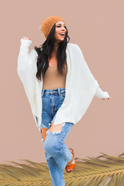 MAVERICK EXCLUSIVE! RESTOCK OF OUR GREY VESTAL SHAWL, NOW IN WHITE! OVERSIZED BAT WING STYLE SHAWL. FITTED AT FOREARMS, LOOSE AND FLOWY THROUGHOUT. LONGER IN THE BACK. VERY SOFT AND STRETCHY PREMIUM KNIT FABRIC. 100% COTTON.